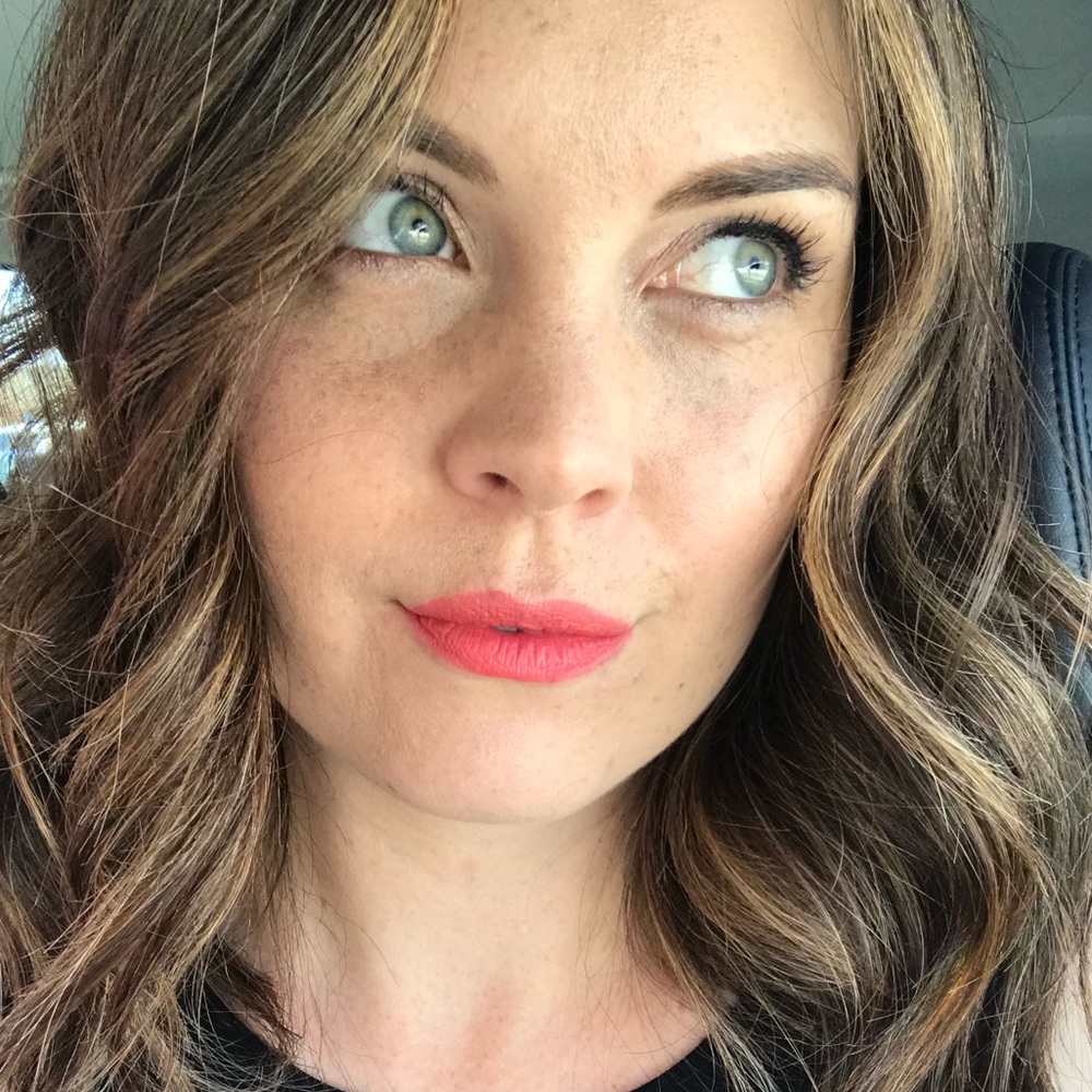 Meet your Posher, Rae